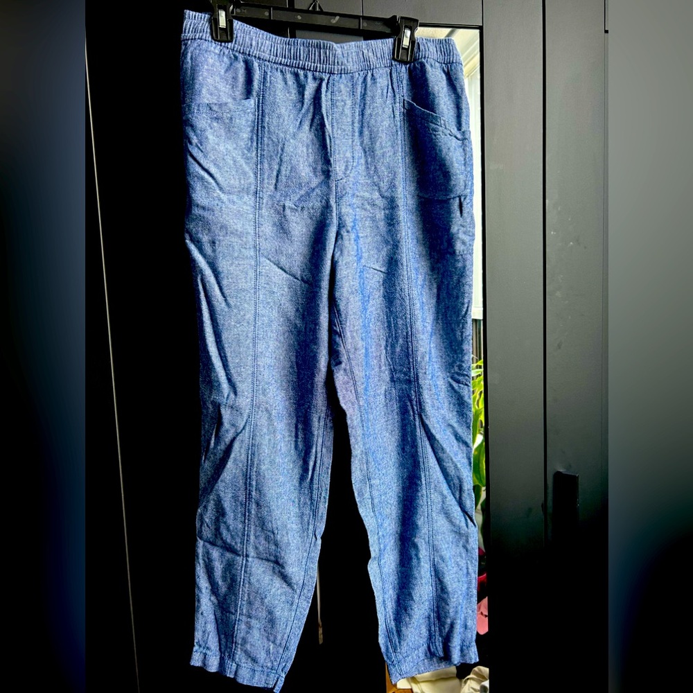 Blue linen like pants. Old navy. Like new